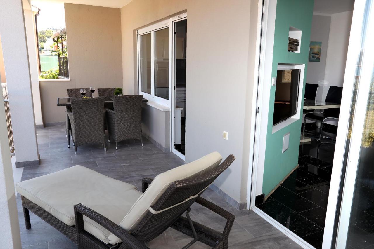 Apartments Vida Трогир Экстерьер фото